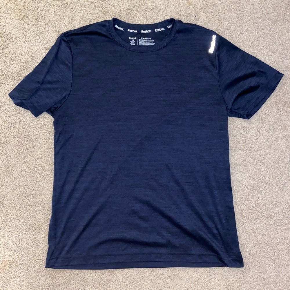 Reebok T-shirt